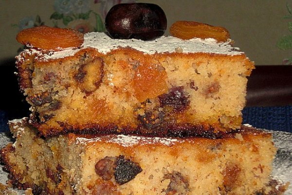 Reteta Greceasca de Budinca de Gris cu Fructe Uscate