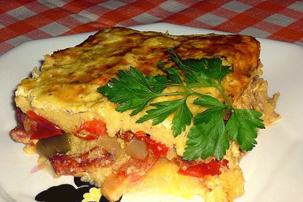 Mamaliga cu Carnati si Ardei Copti, la Cuptor