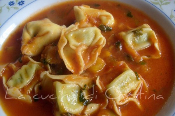 Supa de Legume (Minestrone) cu Tortellini