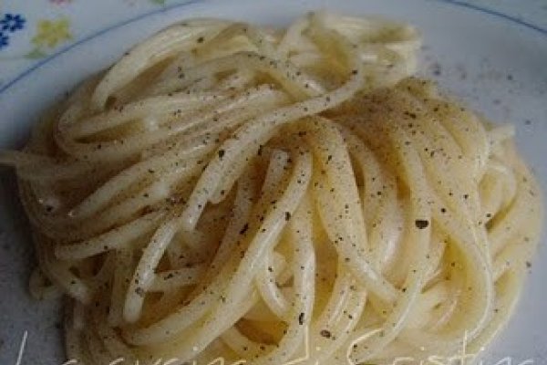 Spaghetti Cacio e Pepe