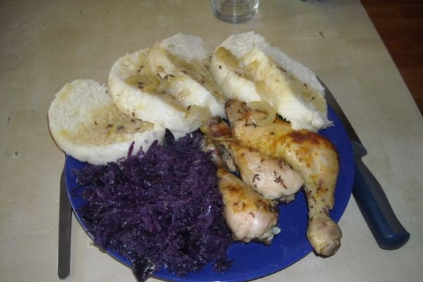 Carne cu Varza si Knedla (mancare Slovaca)