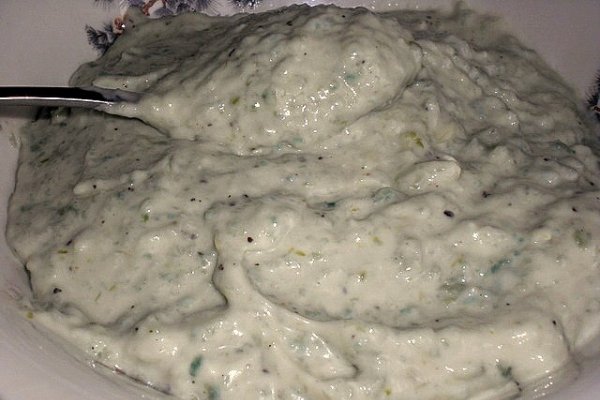 Pasta Dulce de Usturoi (Sweet Garlic Paste)