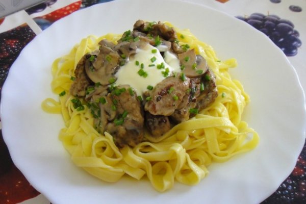 Stroganoff cu Ciuperci si Carne de Vita