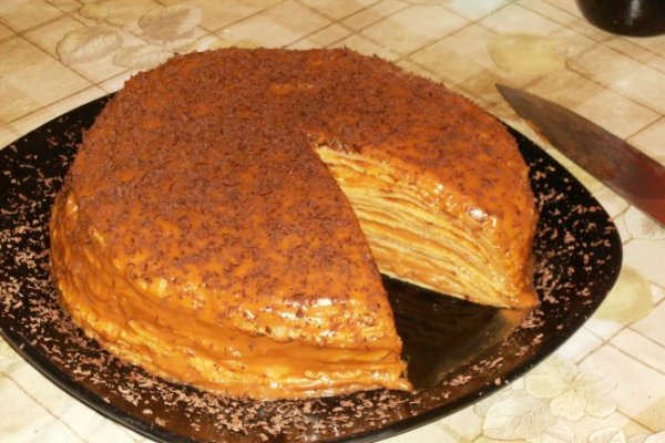 Tort din Clatite cu Crema Caramel