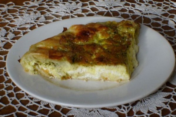 Tarta Sarata cu Brinza si Pesto de Busuioc