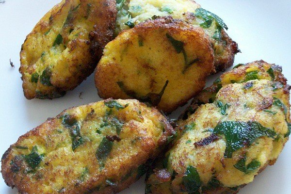 Chiftele Portugheze de Cod (pasteis O Bolinhos de Bacalhau)