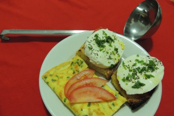 Omleta cu Rucola si Paine Prajita cu Rucola si Mozzarella