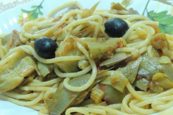 Spaghetti cu Anghinare (Spaghetti Con Carciofi)