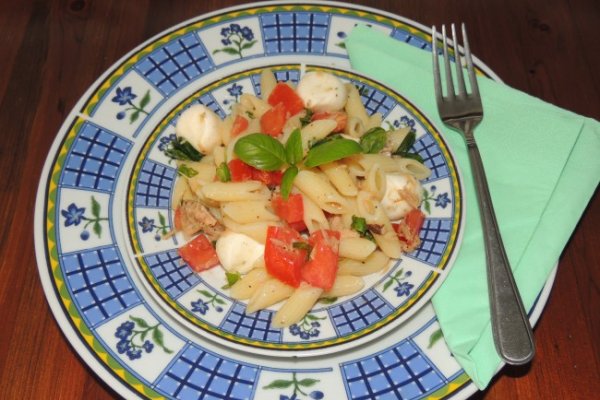 Insalata Di Pasta Mediterranea