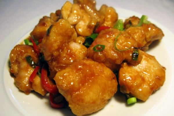 Pui General Tso (General Tso`s Chicken)