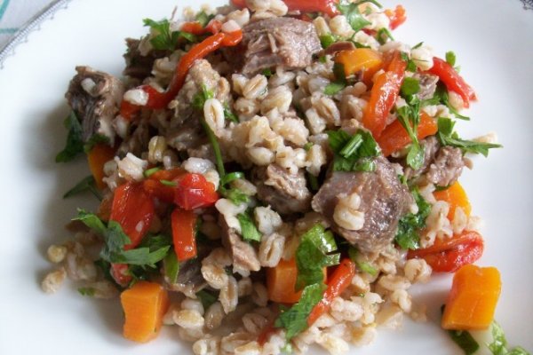 Salata de Farro (triticum Dicoccum) cu Carne de Vita