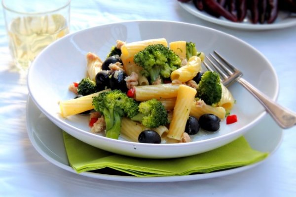 Tortiglioni cu Broccoli