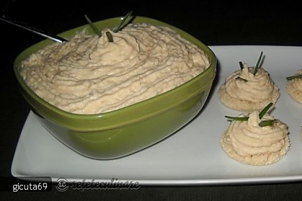 Icre de fasole - Fasole bătută (rețetă de post)