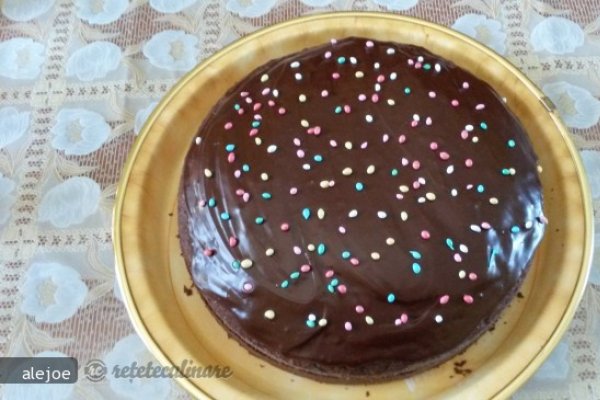 Tort de Ciocolata Amara si Nutella