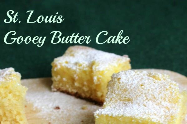 St. Louis Gooey Butter Cake ( cu Branza Crema )