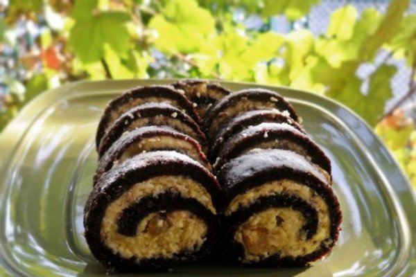 Rulada de cacao cu branza dulce