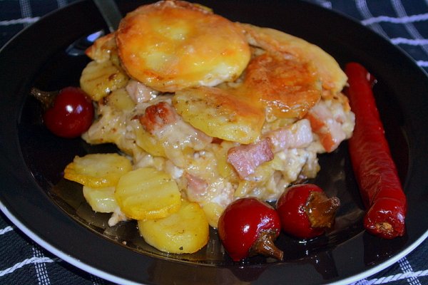 Tartiflette- specialitate Savoyarda