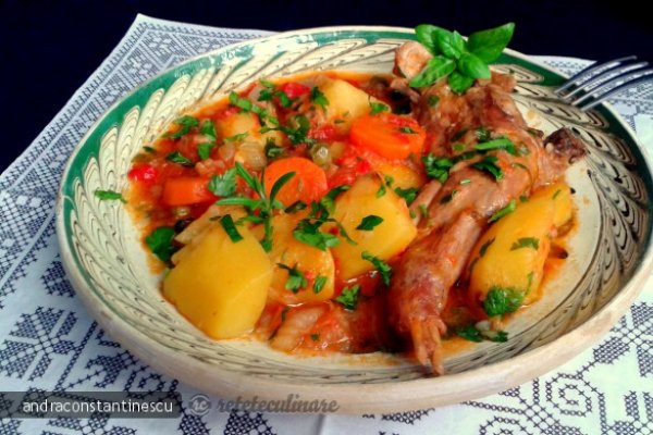 Tocanita de legume cu carne de iepure