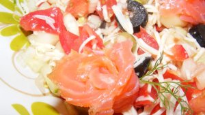 Salata cu Somon Afumat