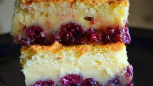 Prajitura desteapta cu fructe de sezon