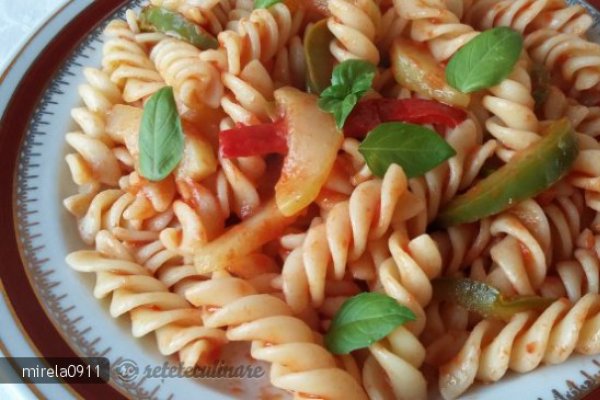 Fusilli cu Legume si Chilli