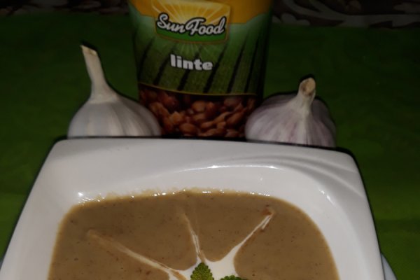 Supa crema de linte cu usturoi