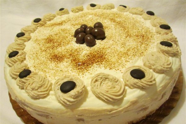 Tort cu crema de ness si iaurt