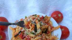 Paste cu ton si dovlecel