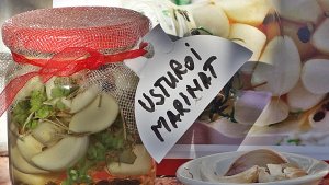 Usturoi marinat