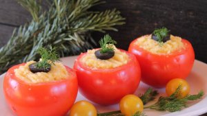 Rosii umplute cu crema de conopida si dovleac