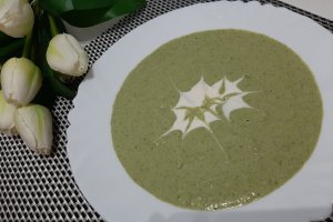 Supa crema cu broccoli