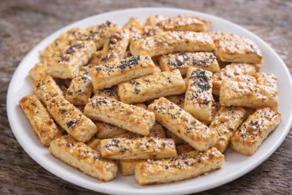 Saratele fragede cu cascaval - crocante la exterior si fragede in interior