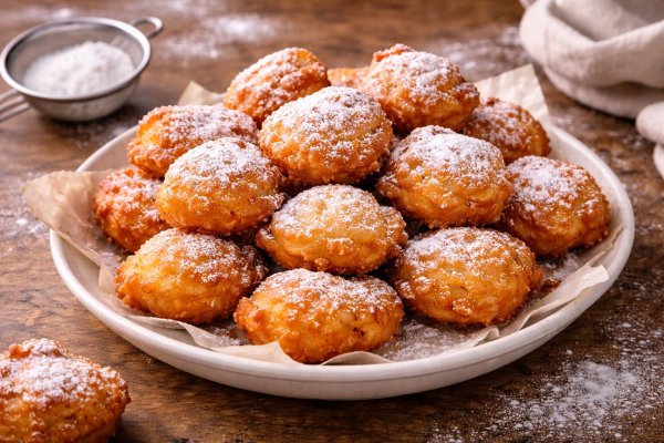 Gogosi facute cu lingura - pufoase la interior, rumene la exterior