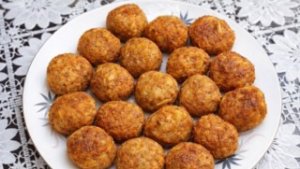 Chiftele cu soia si cartofi - reteta simpla si economica de post