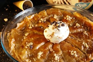 Baclava cu nucă și înghețată Carte d'Or - Desertul delicios care te cucerește