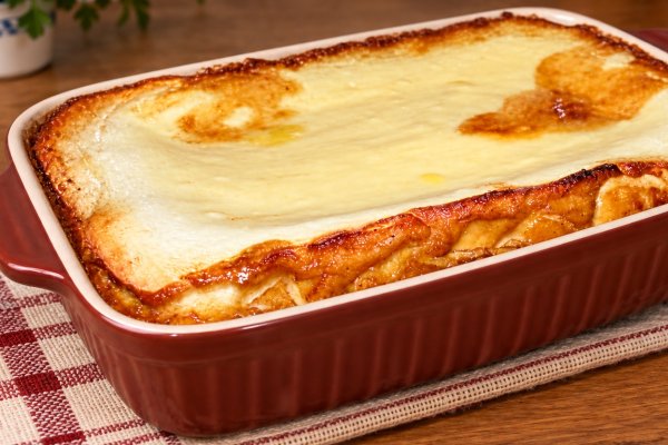 Reteta de Prajitura cu mere caramelizate si branza de vaci